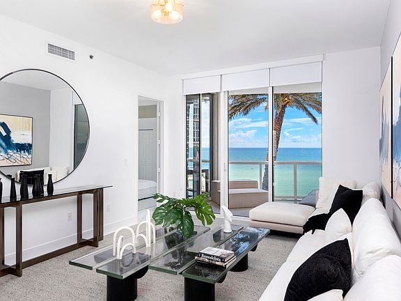 3rd image of 15811 Collins Ave APT 506