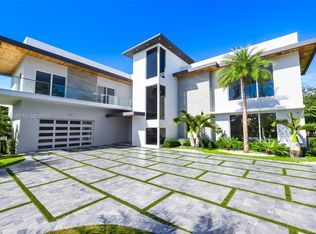 7301 SW 173rd St, Palmetto Bay, FL 33157