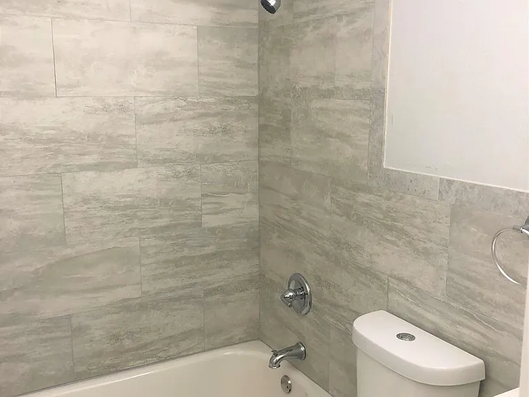 100 N Cooper St #1 — Photo 1
