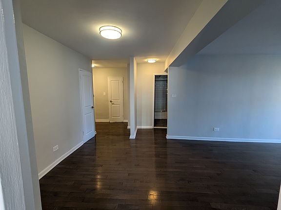4th image of 56-11 94th St #5T