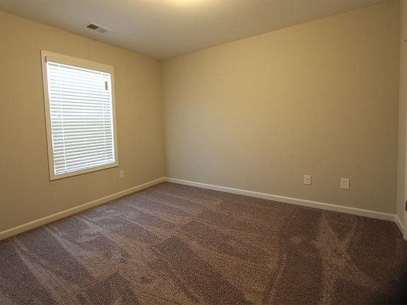 4th image of 2080 Bonneville Cir #1