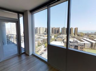 3750 N Halsted St #2BR2BA, Chicago, IL 60613