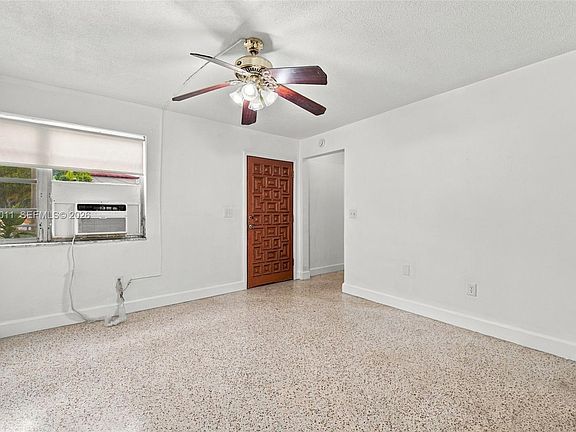 4th image of 882 NW 2nd St