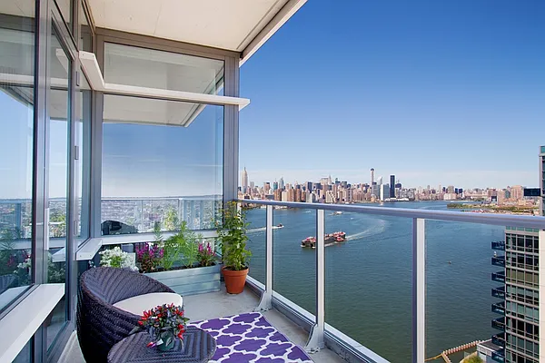 Sold by Corcoran | media 4