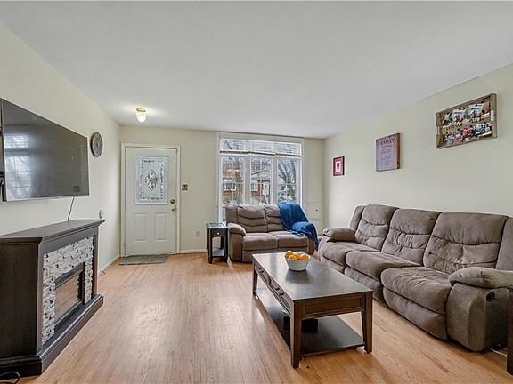 4th image of 123 Cannon Ave