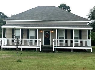 1209 Hackberry St, Louise, TX 77455