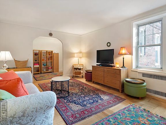 4th image of 41-15 44th St #5G