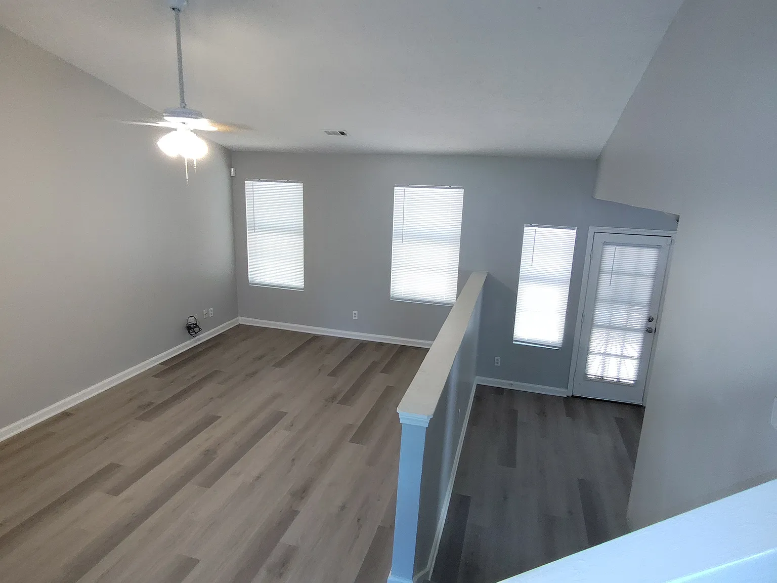 3 bed, 2.5 bath, 1520 sqft, $1,900 — Photo 4
