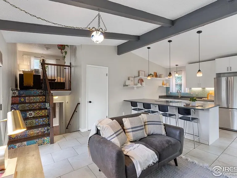 2313 Karakul Ct — Photo 2
