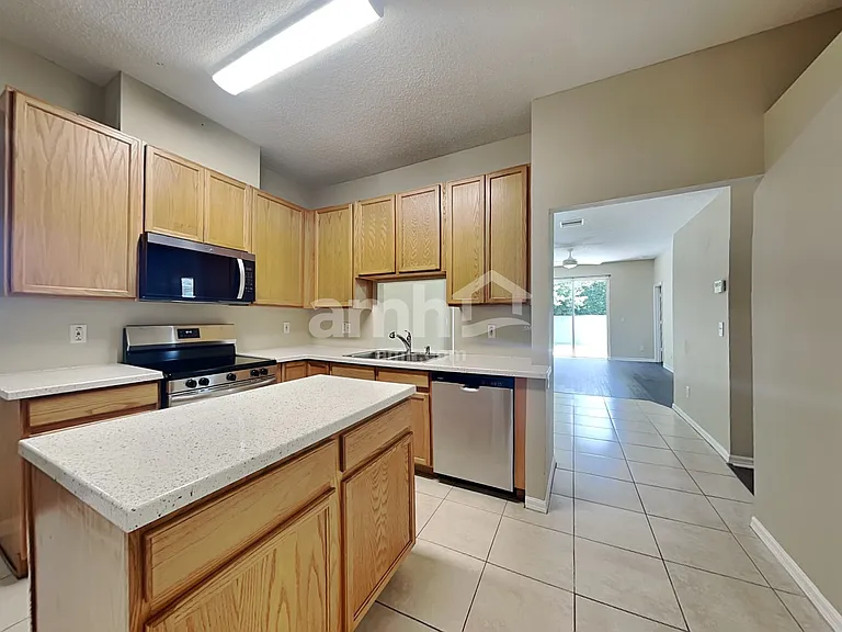 1345 Brooke View Dr — Photo 4