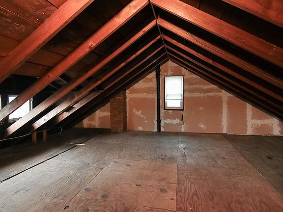 2nd image of 11300 Fortune Ave