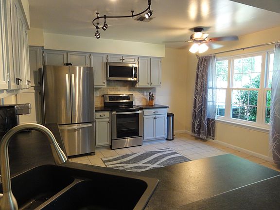 Large eat in kitchen.