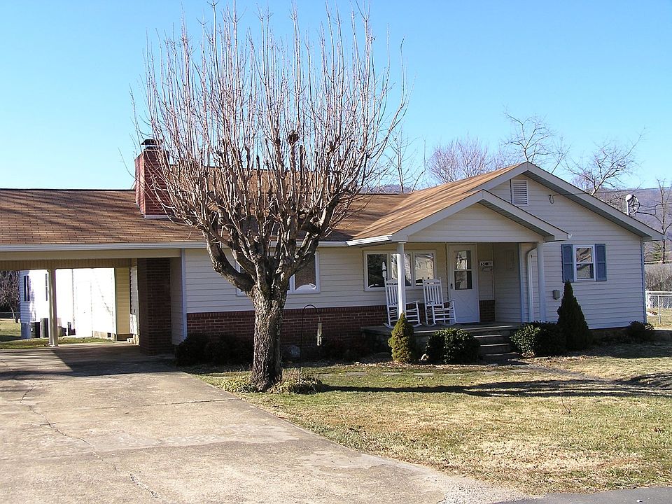 63 Avery St, Waynesville