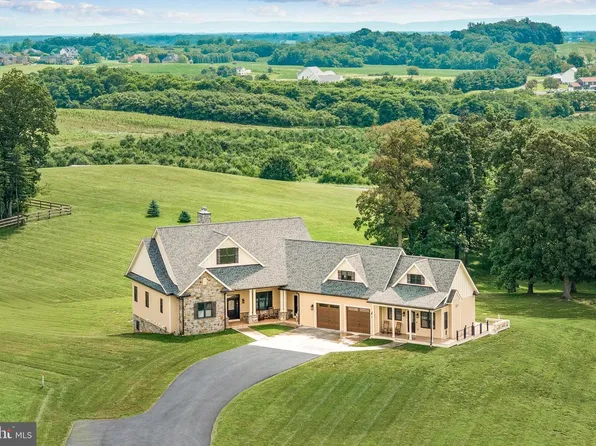 120 Pomme Cir, Stephens City, VA 22655