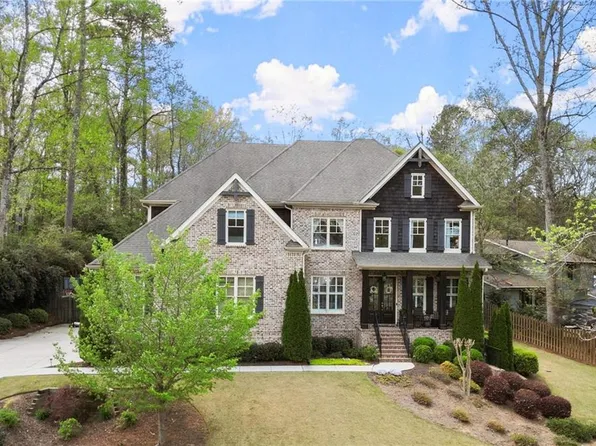 383 Indian Hills Trl, Marietta, GA 30068