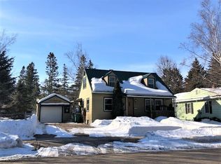 513 10th Ave, Antigo, WI 54409