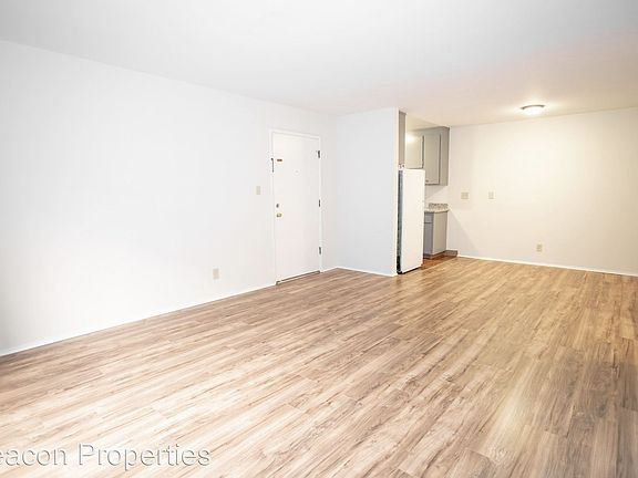 3rd image of 36 Moss Ave #6