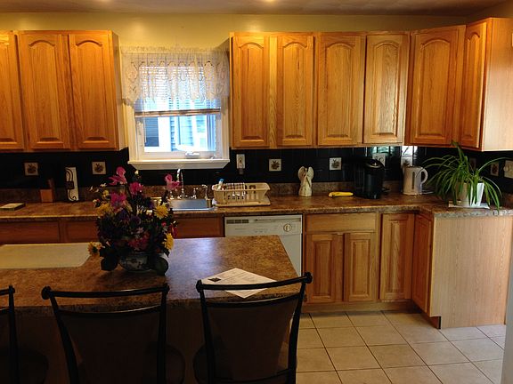 2nd image of 113 Fernwood Ave