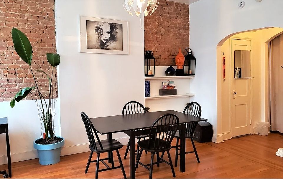 1st image of 330 Myrtle Ave #2