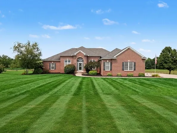 148 Connemara Dr, Granville, OH 43023