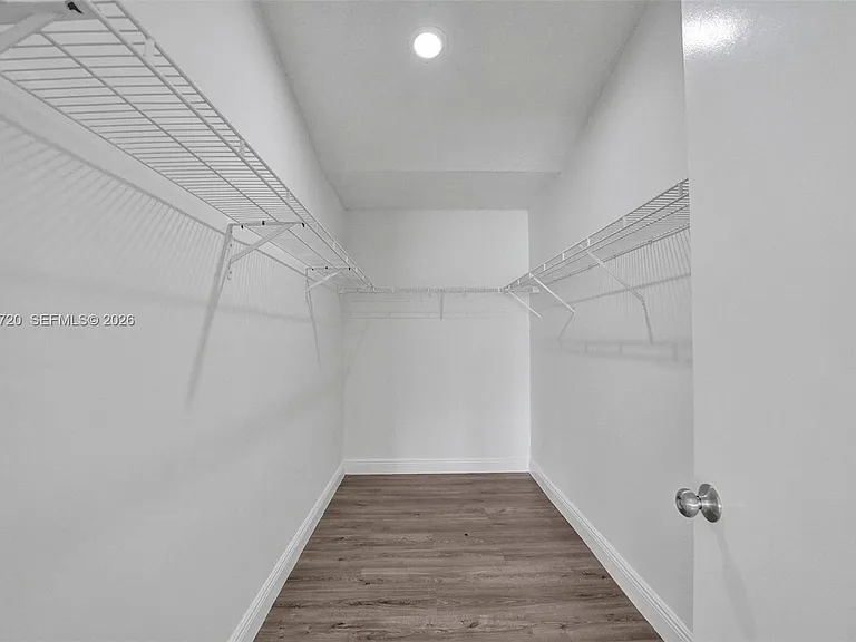 1224 Sussex St — Photo 29