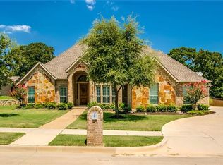 2201 Tuscany Dr, Corinth, TX 76210