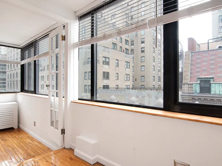 150 W 58th St #13B — Photo 7