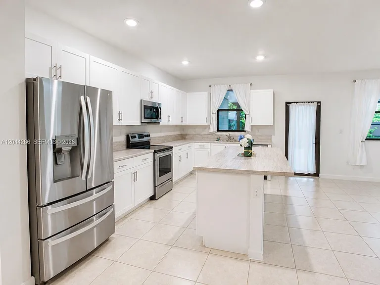 22886 SW 128th Pl — Photo 11