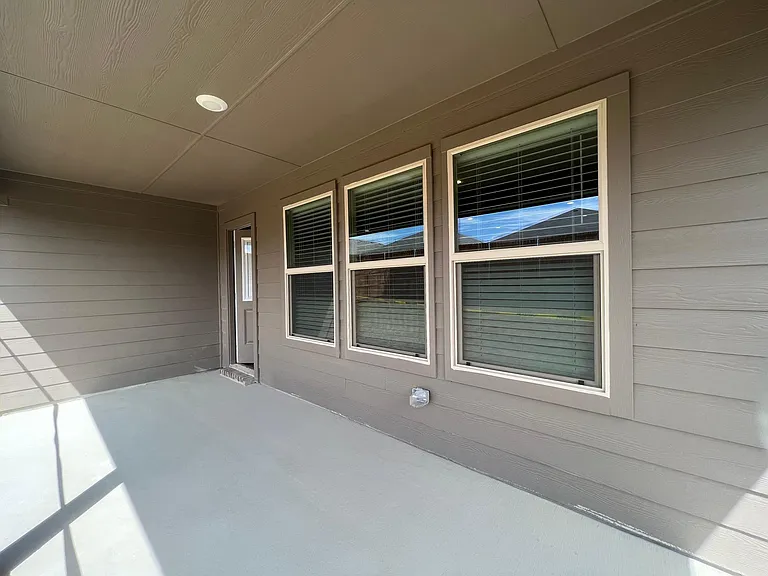 1416 Dillard Creek Dr — Photo 23