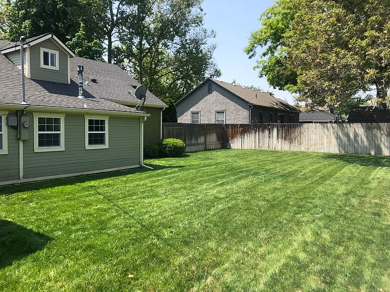 2902 W Agate St — Photo 20