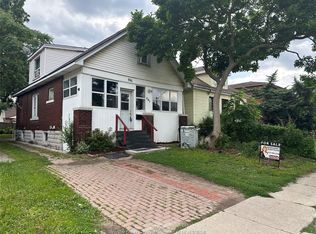 961 Campbell Ave, Windsor, ON N9B 2J4