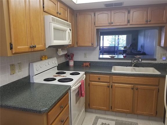 4th image of 1485 Halsey Dr APT 303