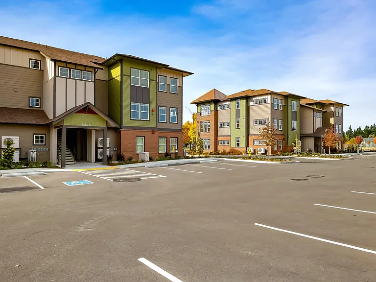 Ward Lake Apartments — Photo 10