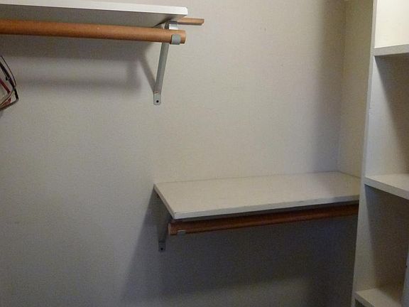 Walk in closet