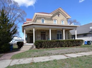115 E Marion St #A, Portage, WI 53901