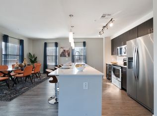 888 N 1st Ave #325, Phoenix, AZ 85003