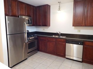 2254 Abbeywood Dr APT F, Lisle, IL 60532