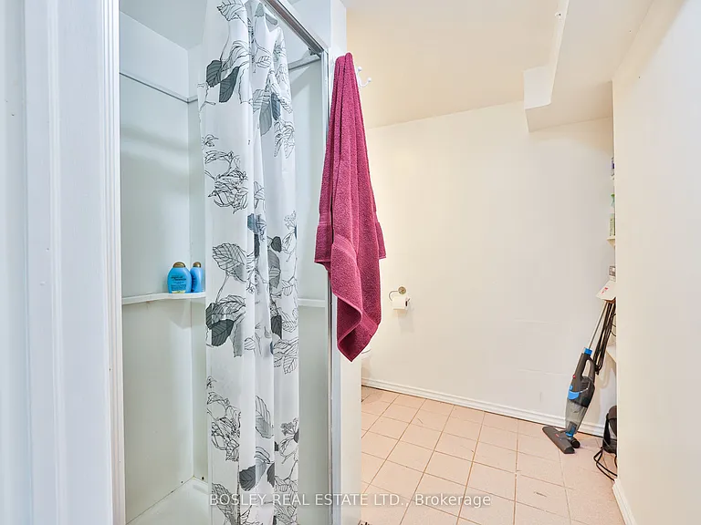 283 Davisville Ave #LOWER — Photo 9
