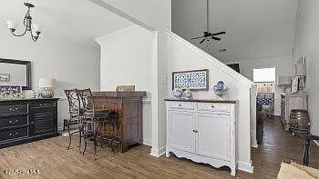 310 Vintage Ct — Photo 4