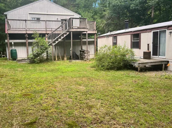 38 Elizabeth Road, Sandown, NH 03873-2034