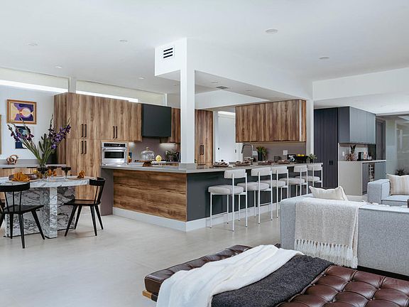 5th image of 399 Desert Lakes Dr