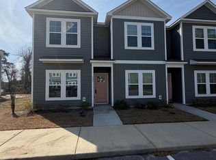 197 Loren Rd, Hubert, NC 28539