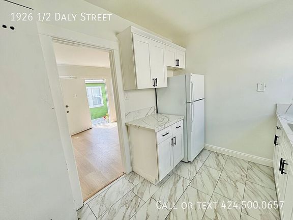 5th image of 1926 1/2 Daly St