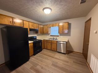 101/103 Cooper Springs Ct, Athens, GA 30605