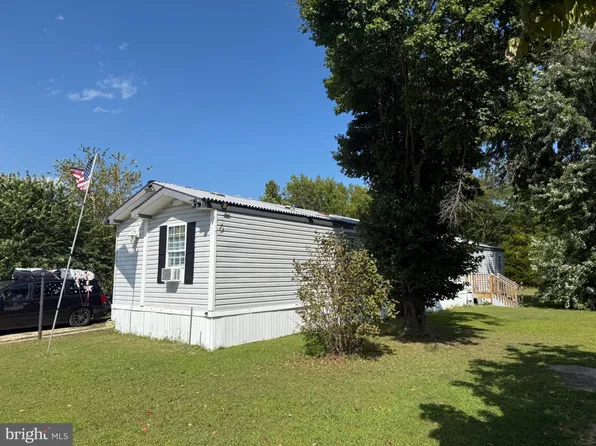 19 Sunset Blvd, Vincentown, NJ 08088