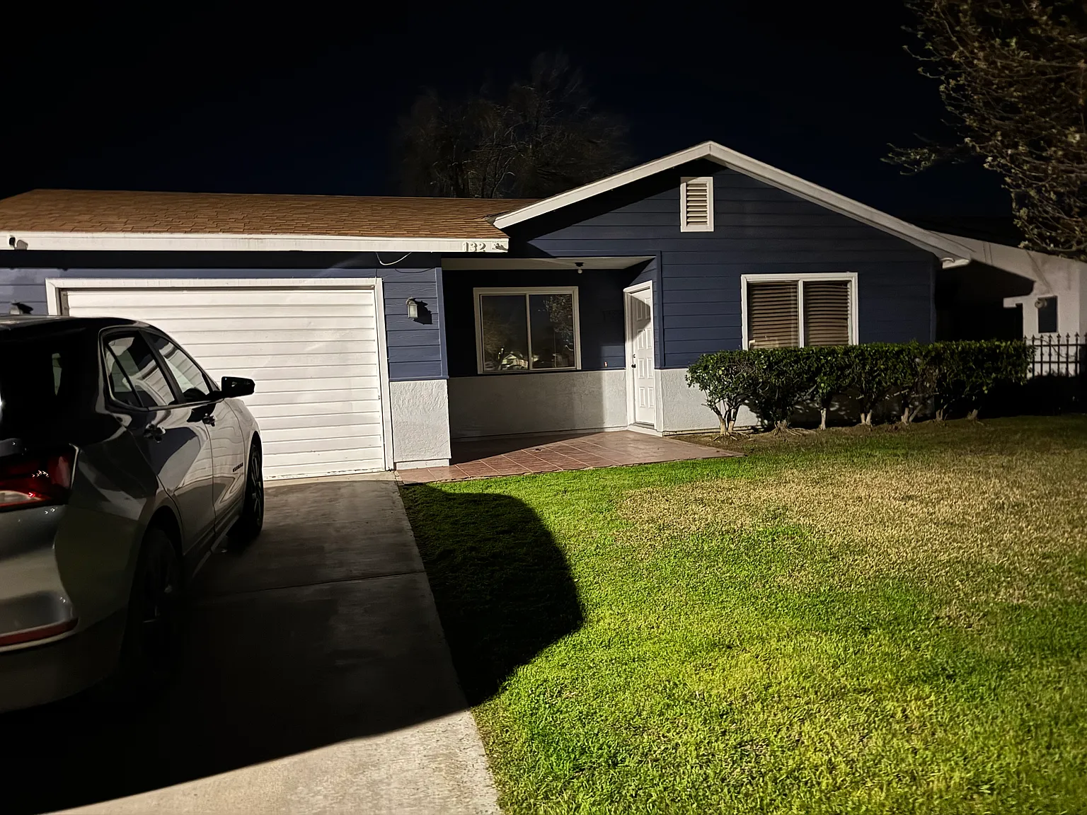 3 bed, 1048 sqft, $2,500 — Photo 1