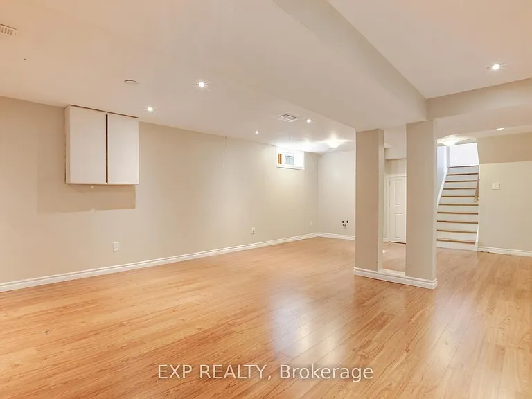 163 Daimler Dr — Photo 43