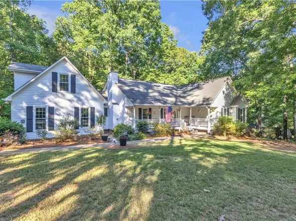 190 Timber Ridge Dr, McDonough, GA 30252