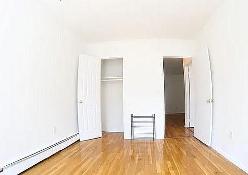 2nd image of 1303 Sheridan Ave #D4
