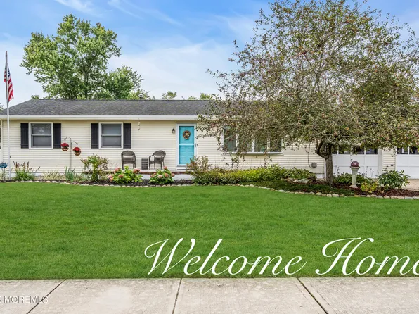 33 Georgian Boulevard, Jackson, NJ 08527